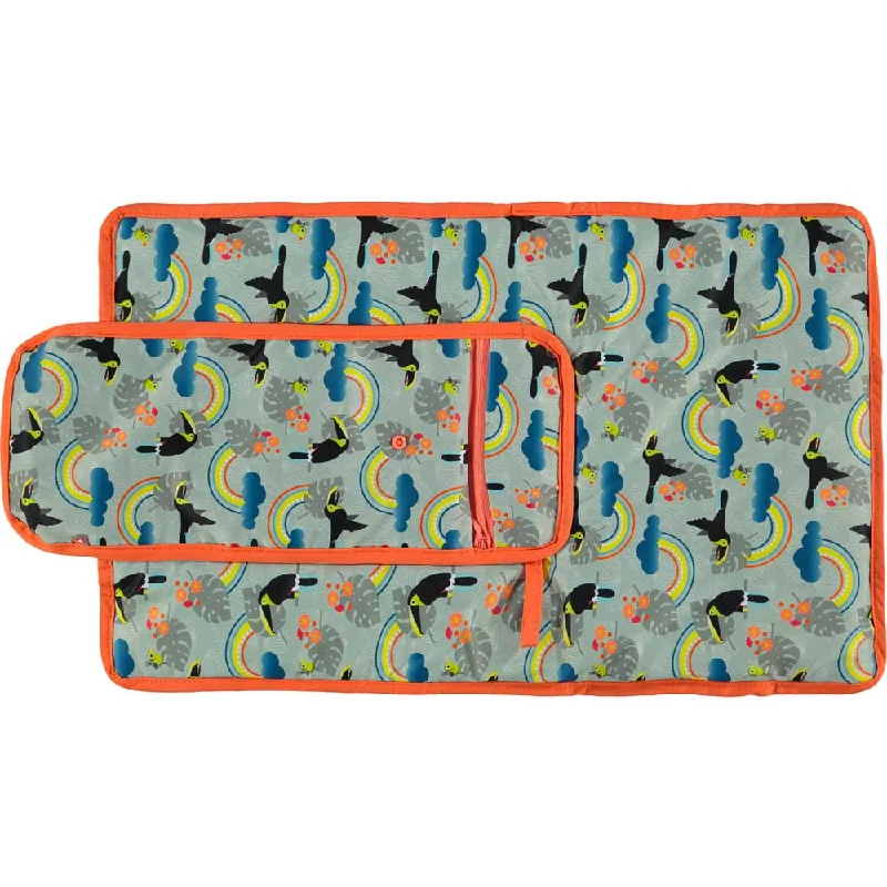 Pop-in Toucan Change & Go Mat