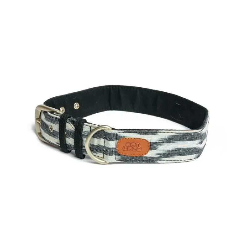 3. **Dog shoes are anti-slip and wear-resistant**PetWale Ikat Print Belt Collar for Dogs (Black & White)